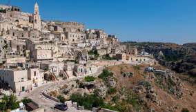 no-time-to-die-matera-panorama